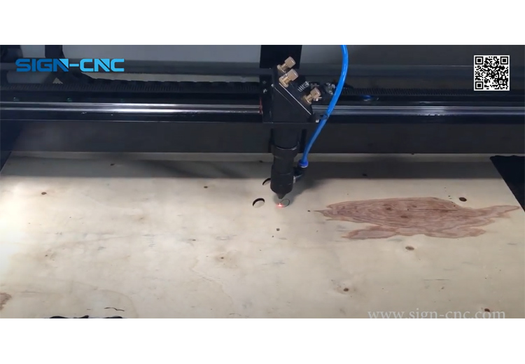 SIGN-CNC 激光切割和雕刻木板